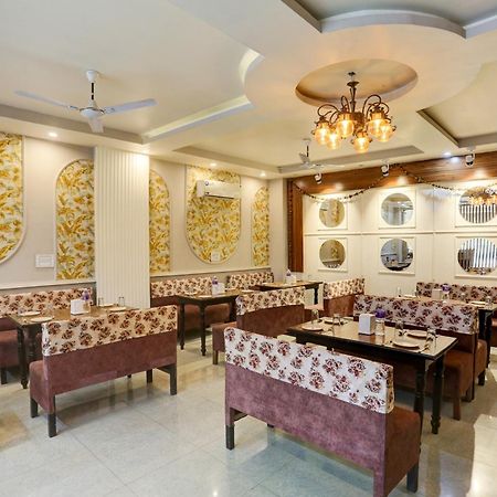 Collection O Jairaj Hotel Алвар Екстериор снимка